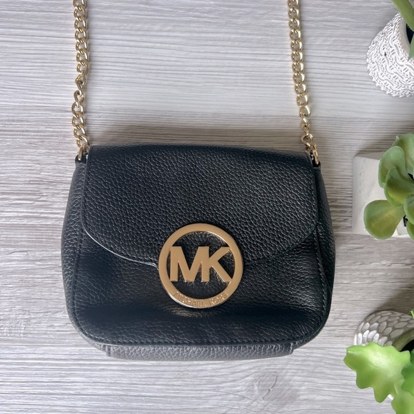 MICHAEL KORS fulton leather small crossbody bag EUC - Picture 3 of 16